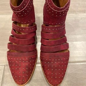 Rebecca Minkoff Cranberry Red Leather Gold Studded Booties Ankle Boots Size 7